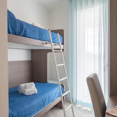 Ferienwohnung Fuer 6 Personen Ca 85 Qm In Alghero, Sardinien Sassarese * Alghero