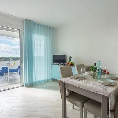 Ferienwohnung Fuer 6 Personen Ca 85 Qm In Alghero, Sardinien Sassarese * Alghero